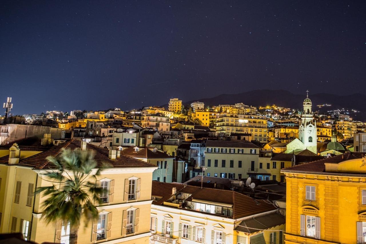 Mansarda Luminosa In Centro A Sanremo Apartment Exterior photo